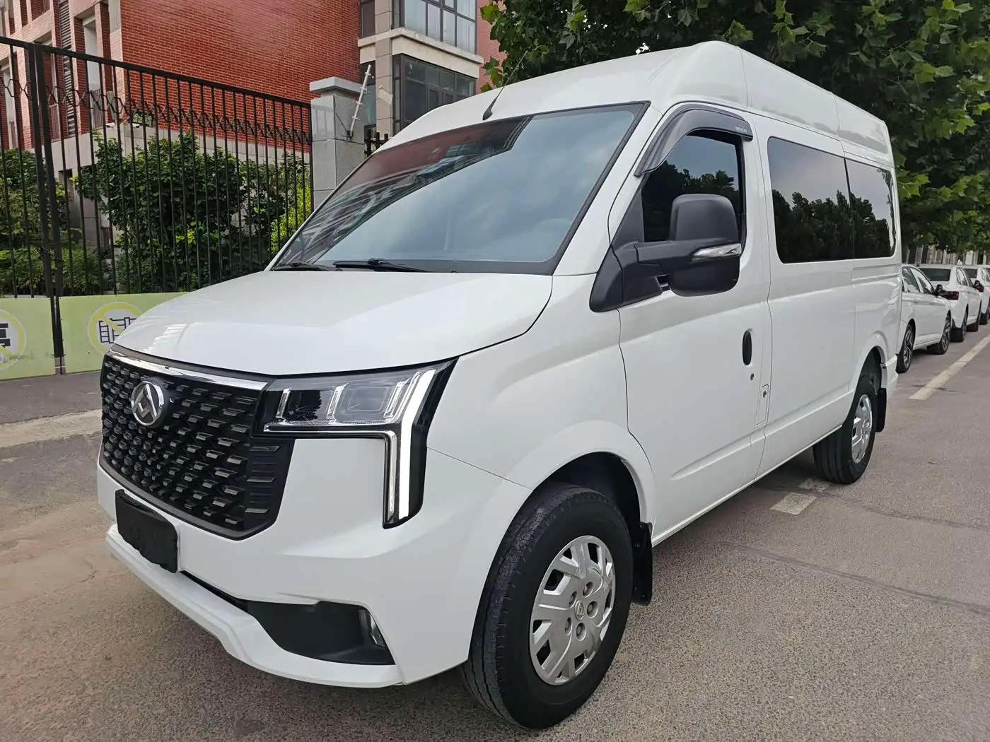 SAIC Maxus Xintu V80, 2024