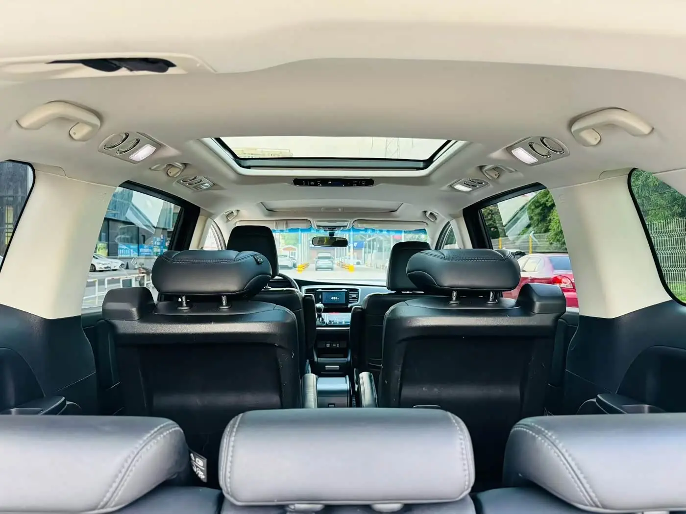 Honda Odyssey 2019 — Photo 4/9