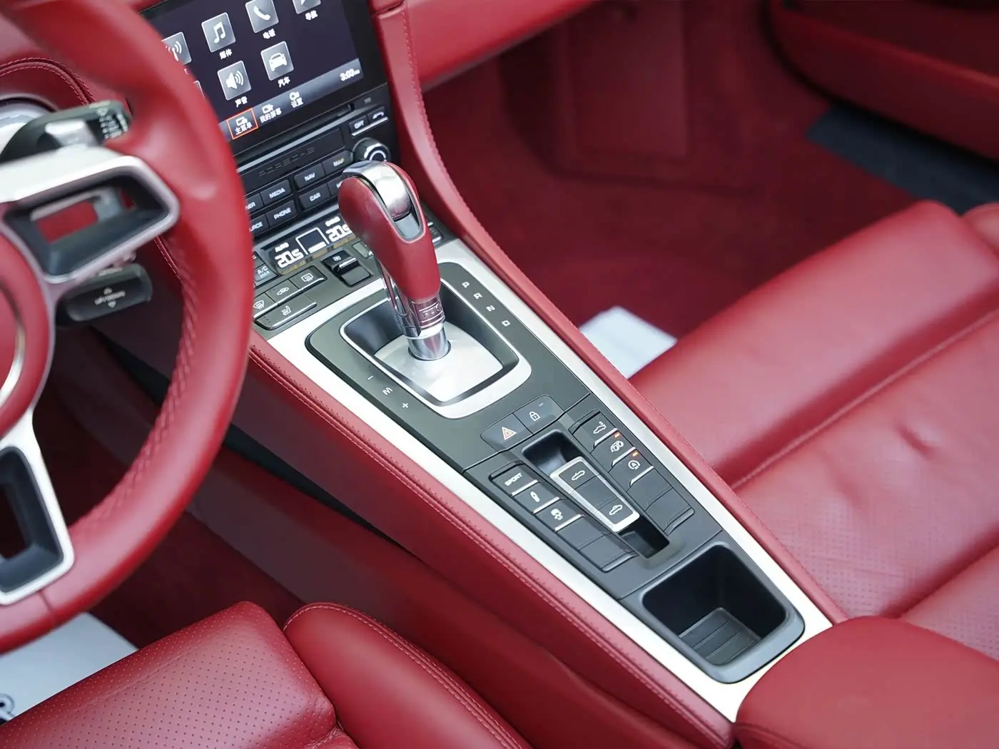 Porsche 718 2022 — Photo 18/20