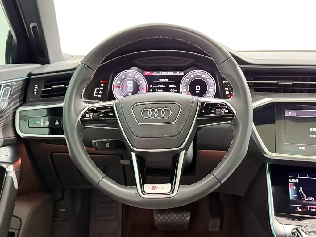 Audi A6L 2024 — Фото 14/20