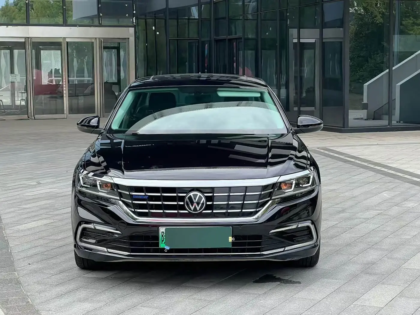 Volkswagen Passat New Energy 2021 — Şəkil 2/9