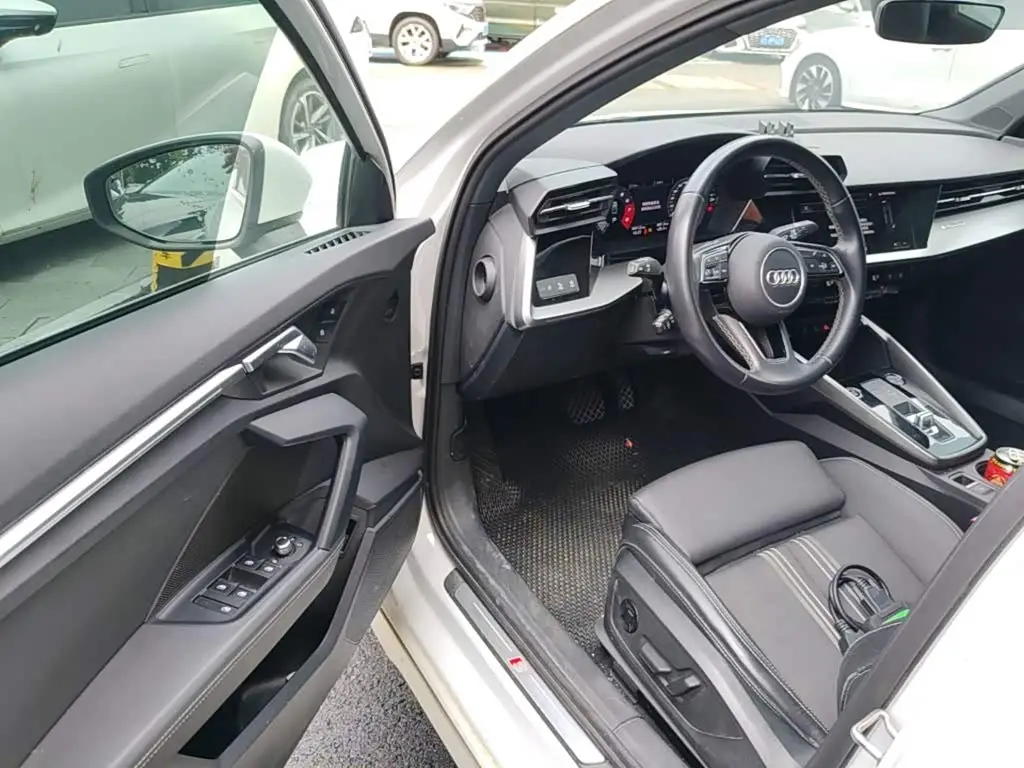 Audi A3 2024 — Photo 16/20