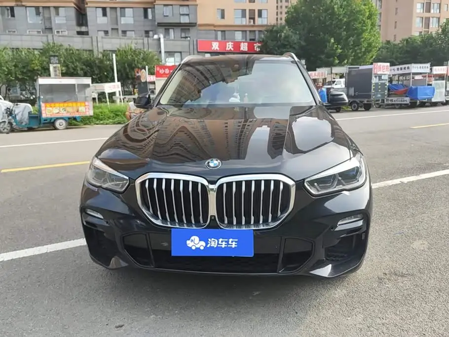 BMW X5 2019 — Фото 2/16
