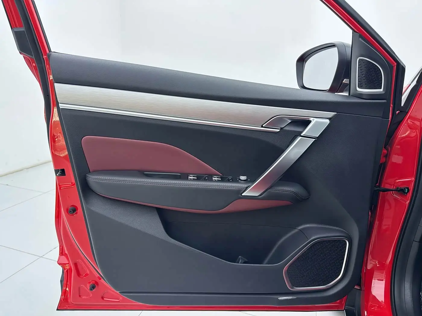 Geely Binyue 2022 — Photo 15/18