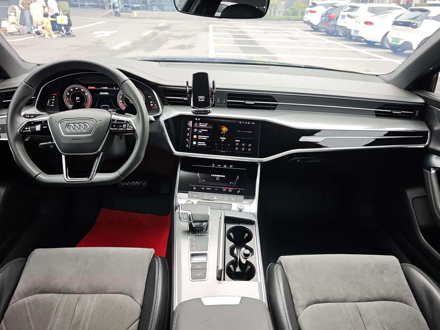 Audi A6L 2021 — ფოტო 13/16