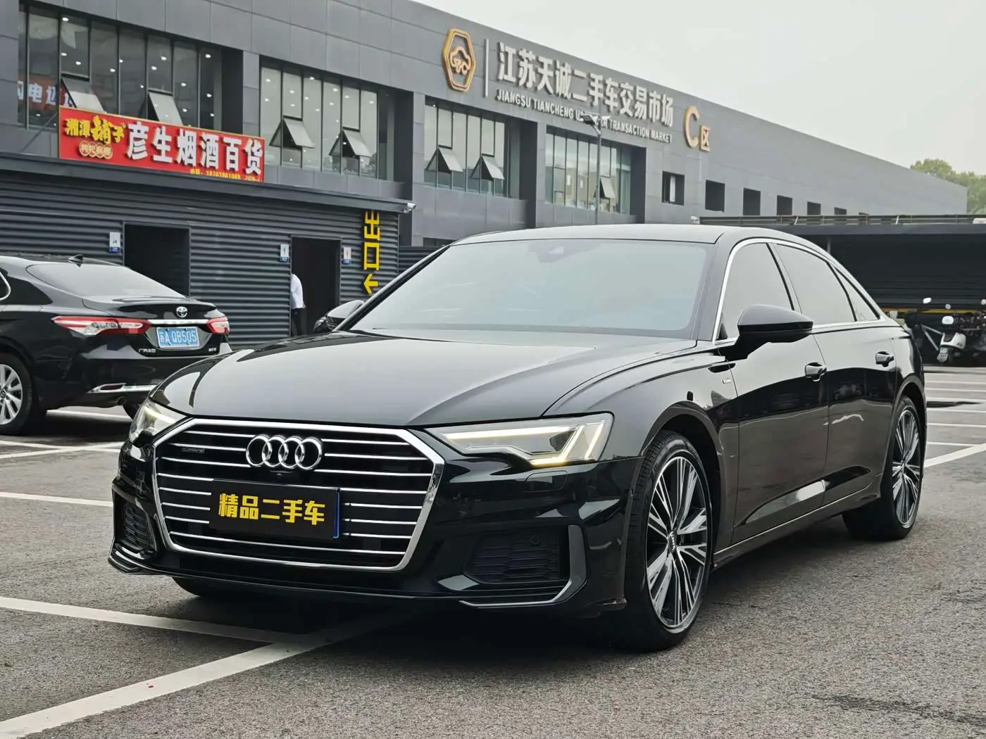 Audi A6L 2021 — ფოტო 1/16