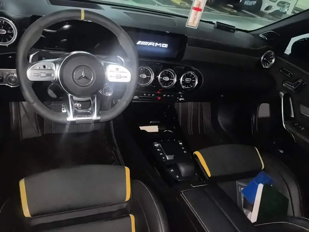 Mercedes-Benz CLA AMG 2022 — Фото 5/20