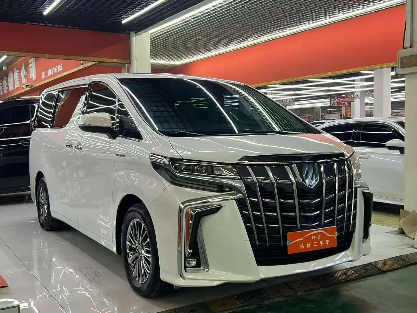 Toyota Alphard 2020 — Photo 3/9