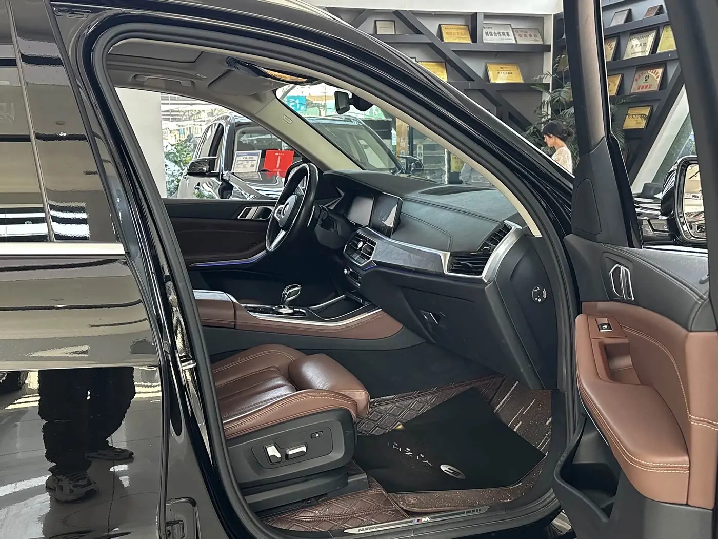 BMW X5 2020 — Photo 10/13