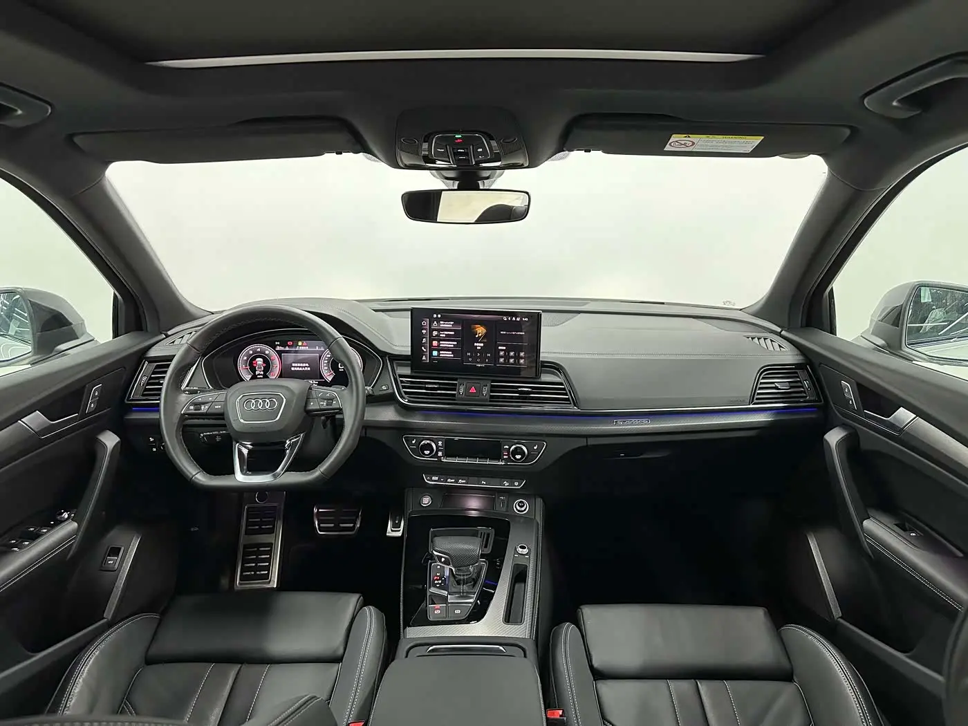 Audi Q5L 2024 — ფოტო 6/20