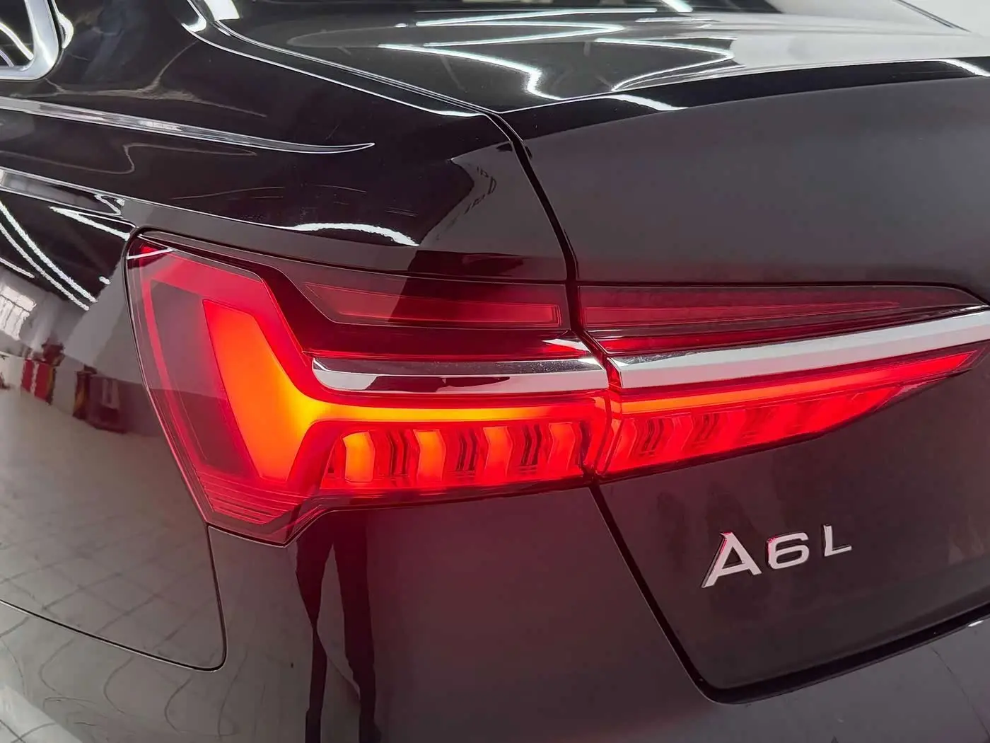 Audi A6L 2024 — Photo 17/19