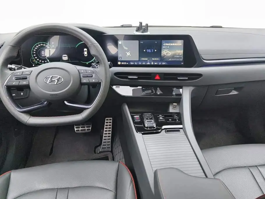 Hyundai Sonata 2022 — Фото 12/16