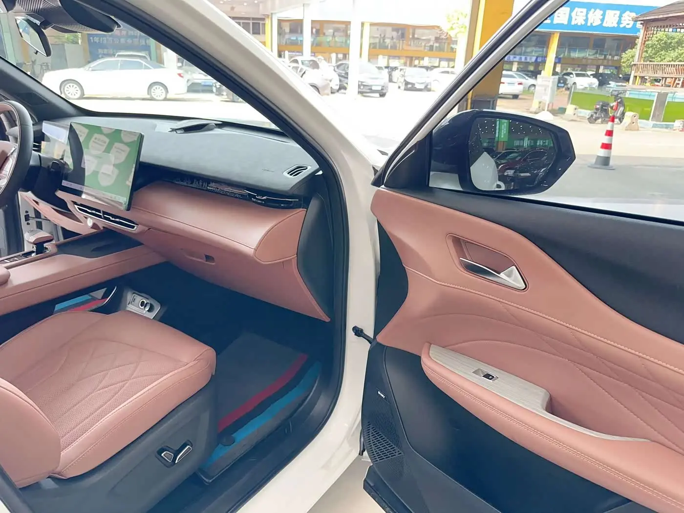 Changan UNI-Z New Energy 2025 — Photo 14/20