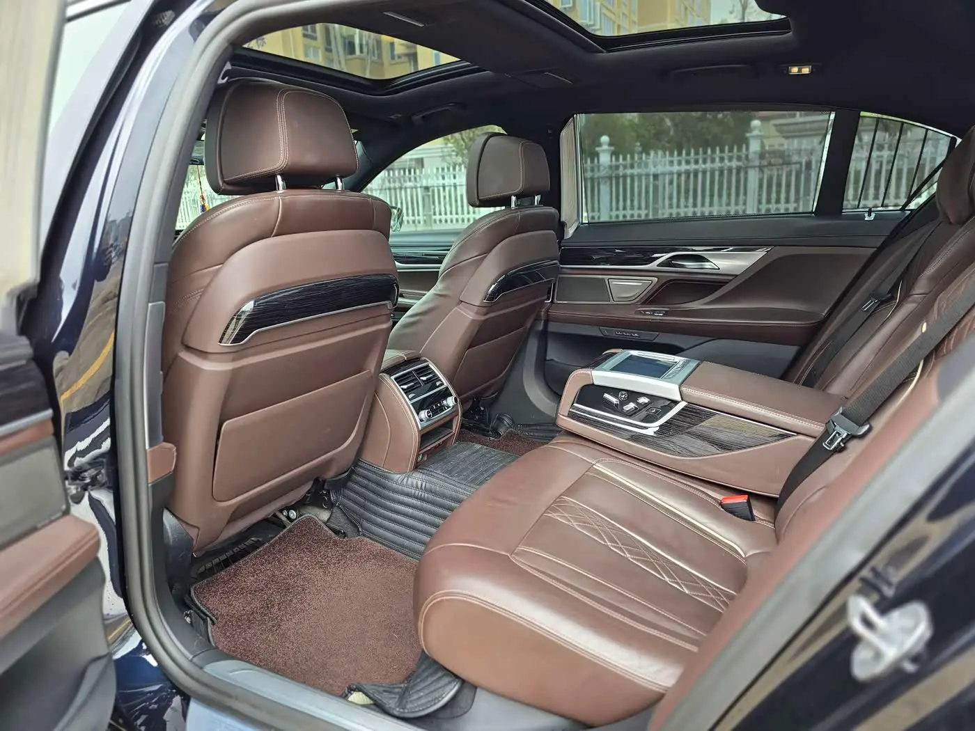 BMW 7 Series 2020 — Şəkil 12/16