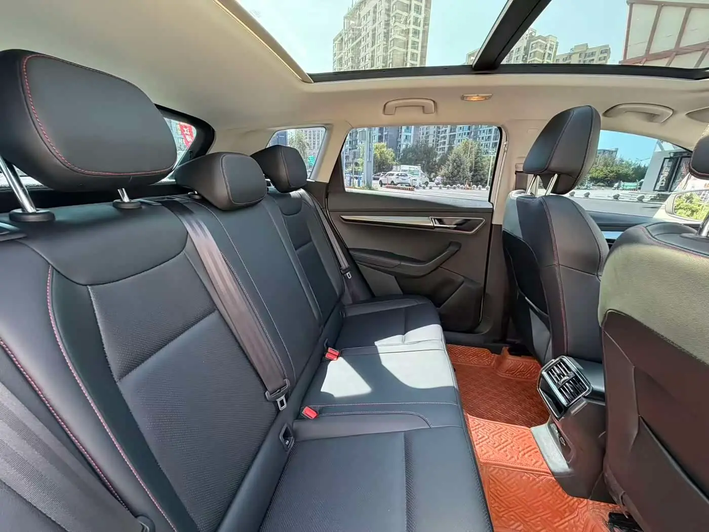 Škoda Karoq 2022 — Photo 20/20