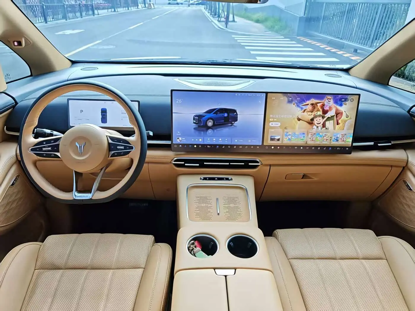 Voyah Auto Voyah Dreamer 2025 — Photo 4/20