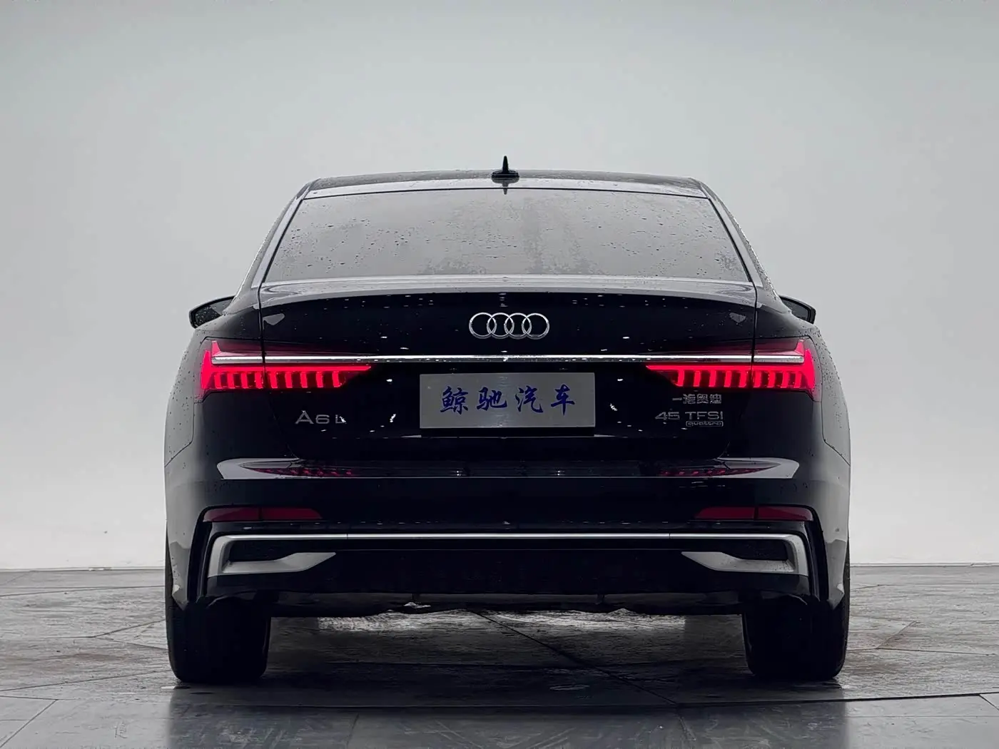 Audi A6L 2023 — Photo 4/10