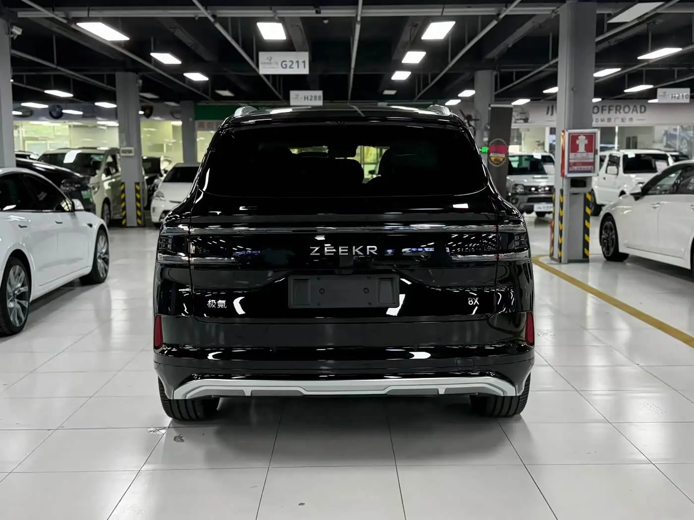 ZEEKR 8X 2026 — Photo 8/9