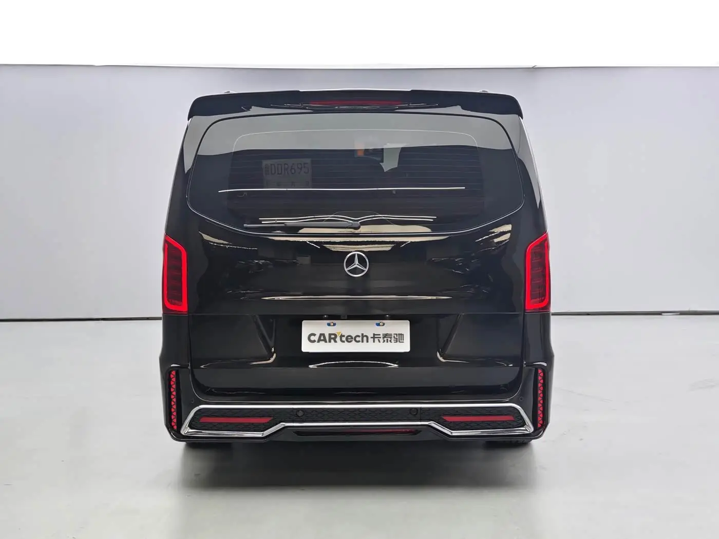 Mercedes-Benz Vito 2023 — Фото 9/10