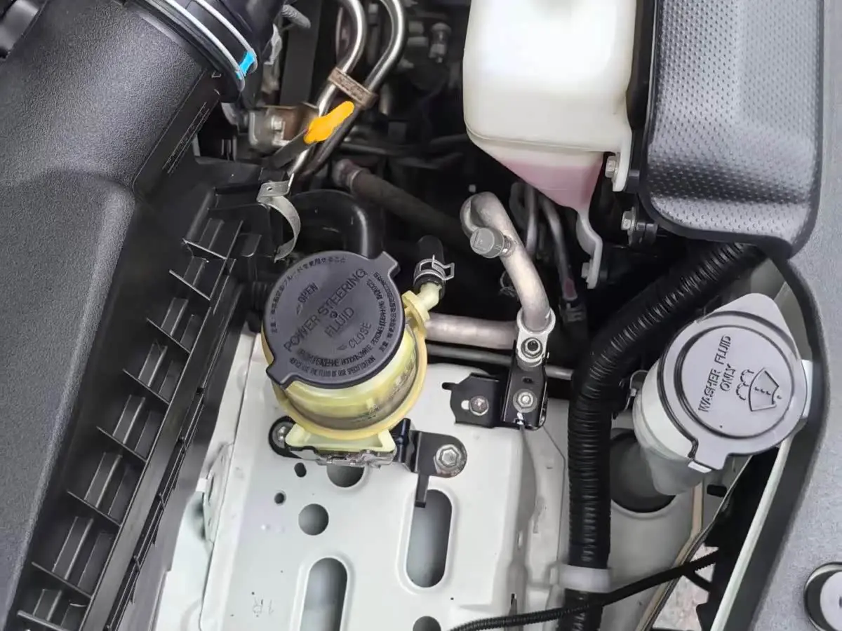 Toyota Prado 2019 — Photo 12/15