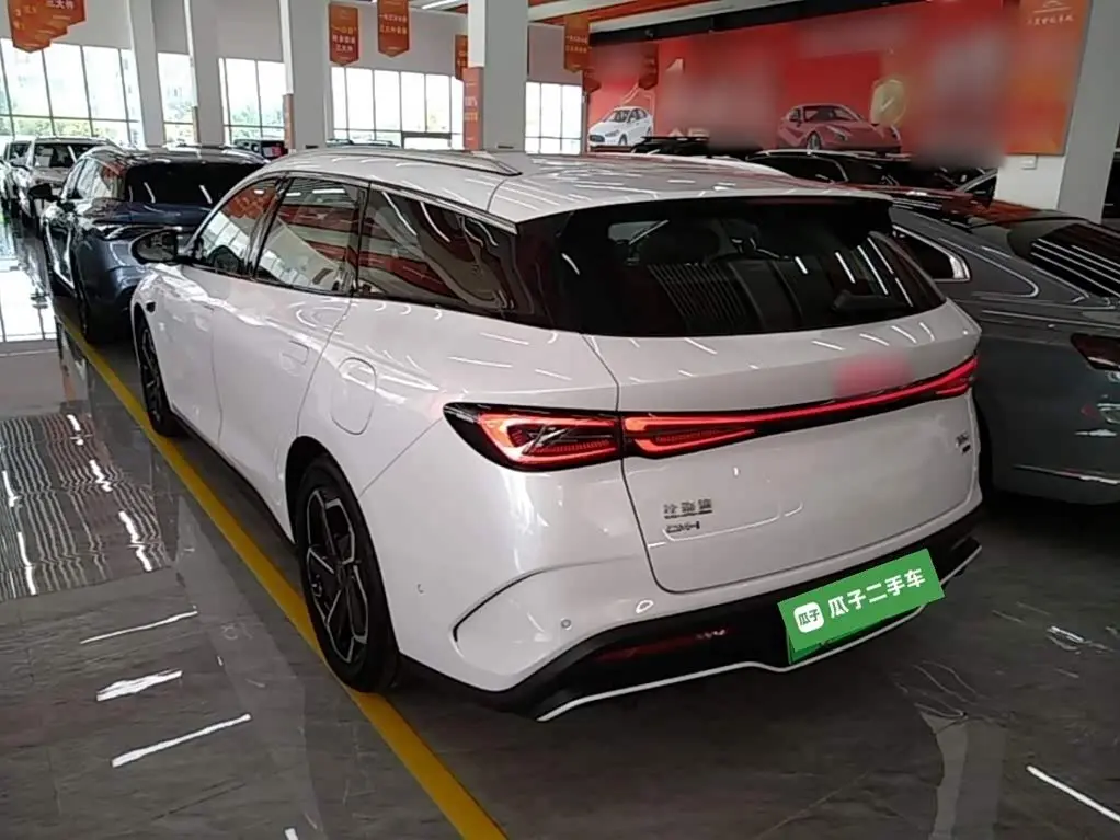 BYD Seal 06 DM-i Touring 2025 — Фото 5/20