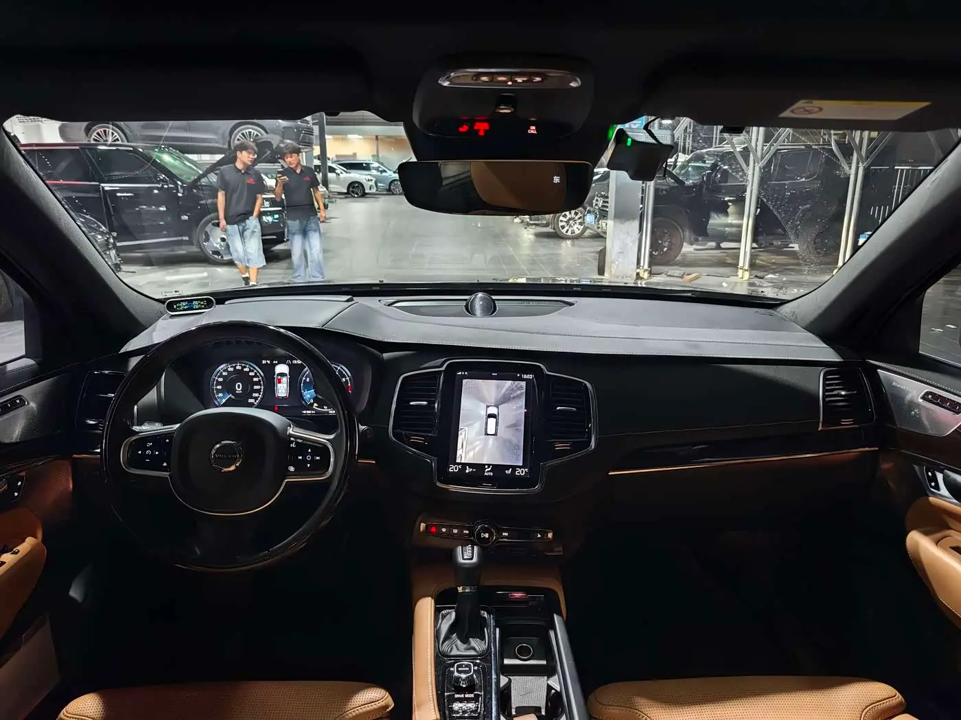 Volvo XC90 2017 — Photo 6/20