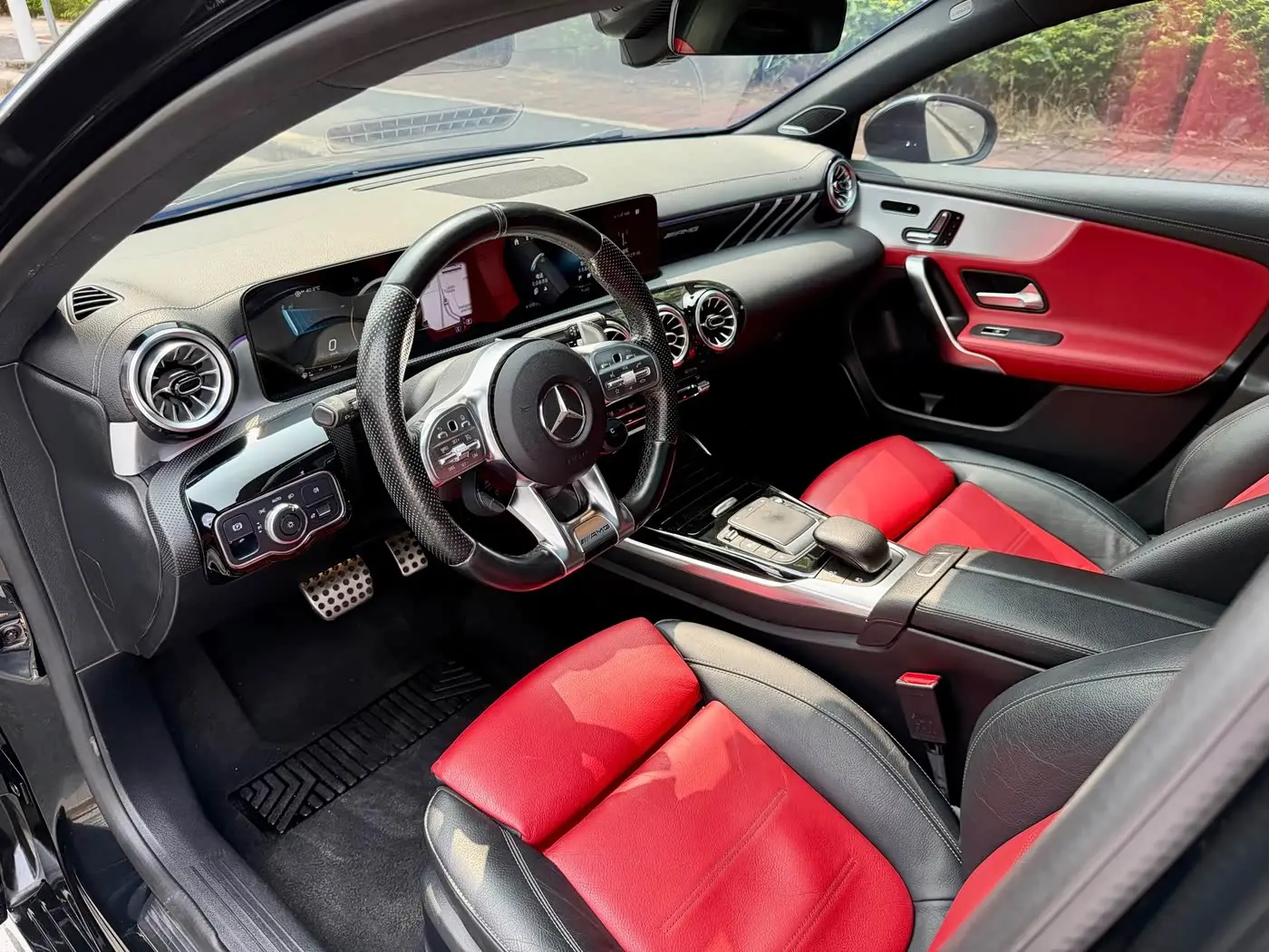 Mercedes-Benz A-Class AMG 2021 — Photo 12/20
