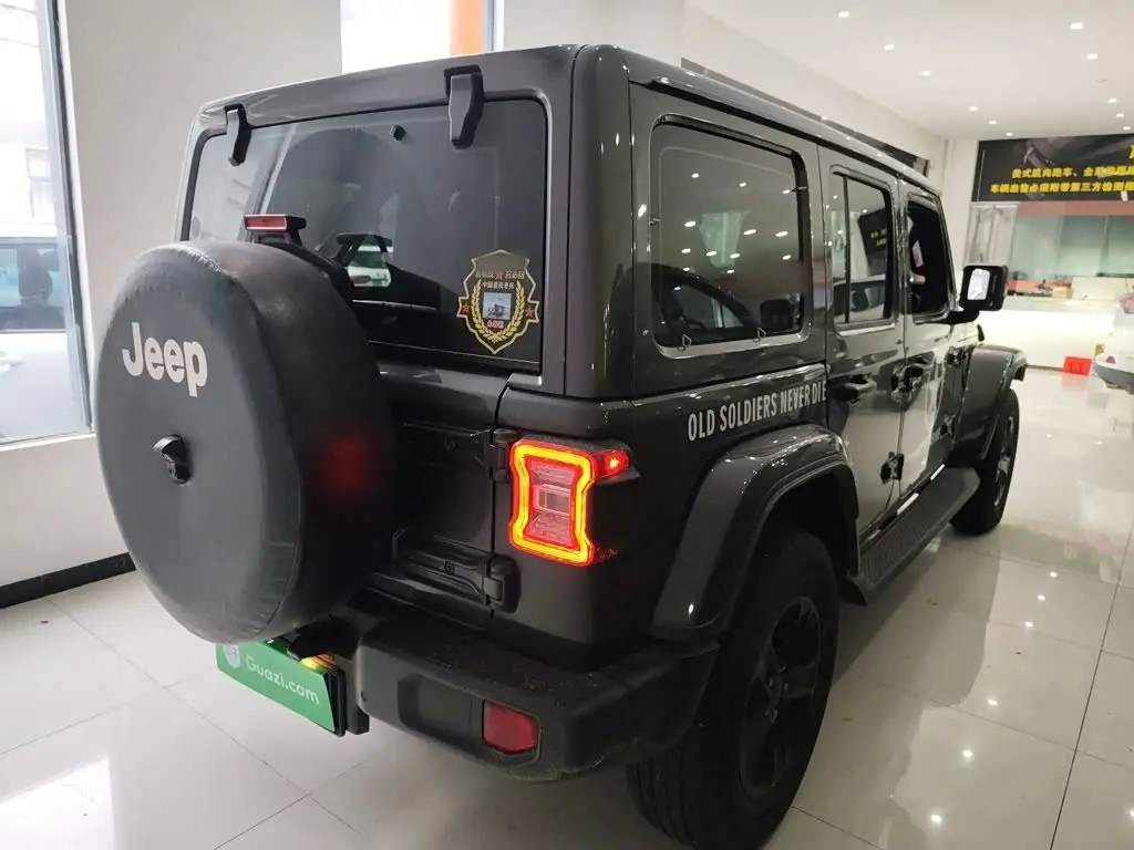 Jeep Wrangler 2022 — Фото 5/20