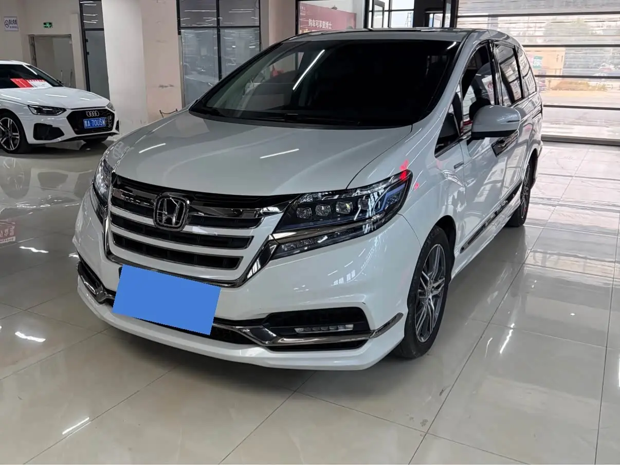 Honda Elysion 2020 — Photo 3/9