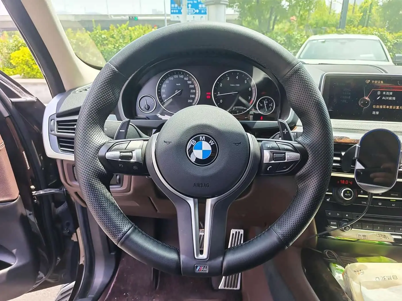 BMW X5 2016 — Photo 16/20