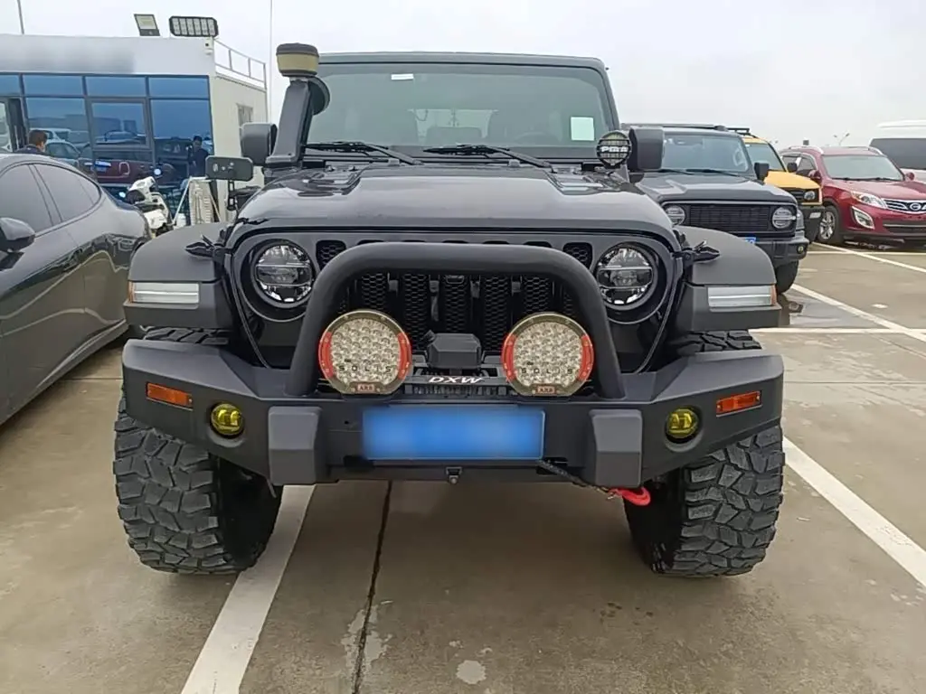 Jeep Wrangler 2020 — Фото 3/20