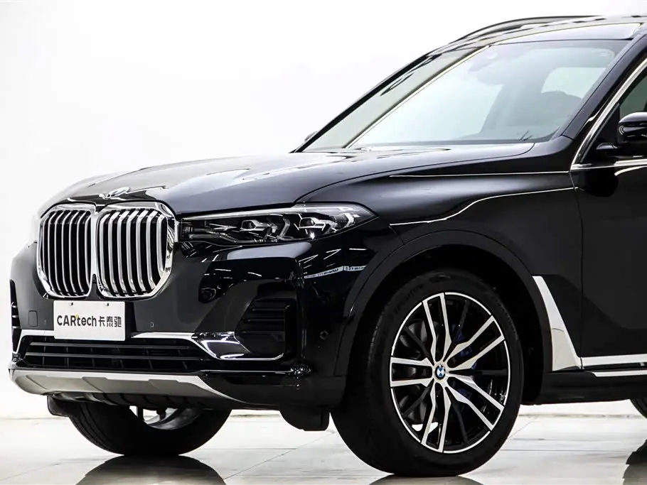 BMW X7 2020 — Фото 8/20