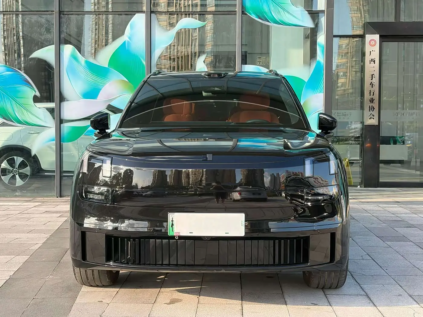 Lynk & Co 900 2025 — Photo 2/9