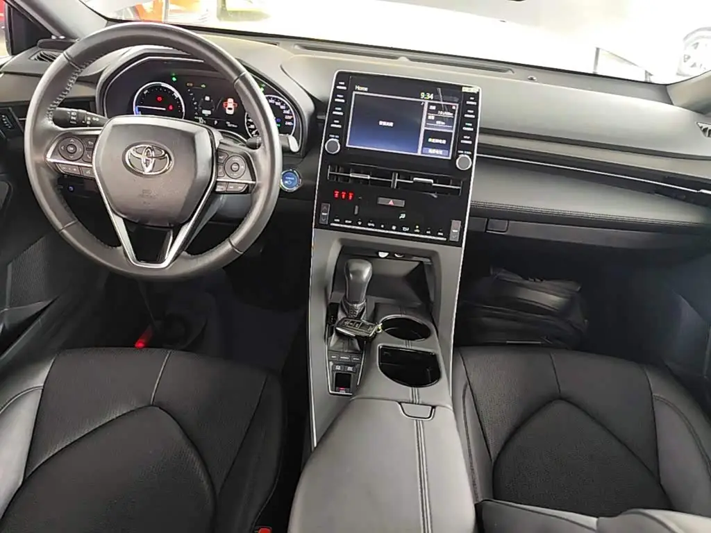 Toyota Avalon 2021 — ფოტო 10/20