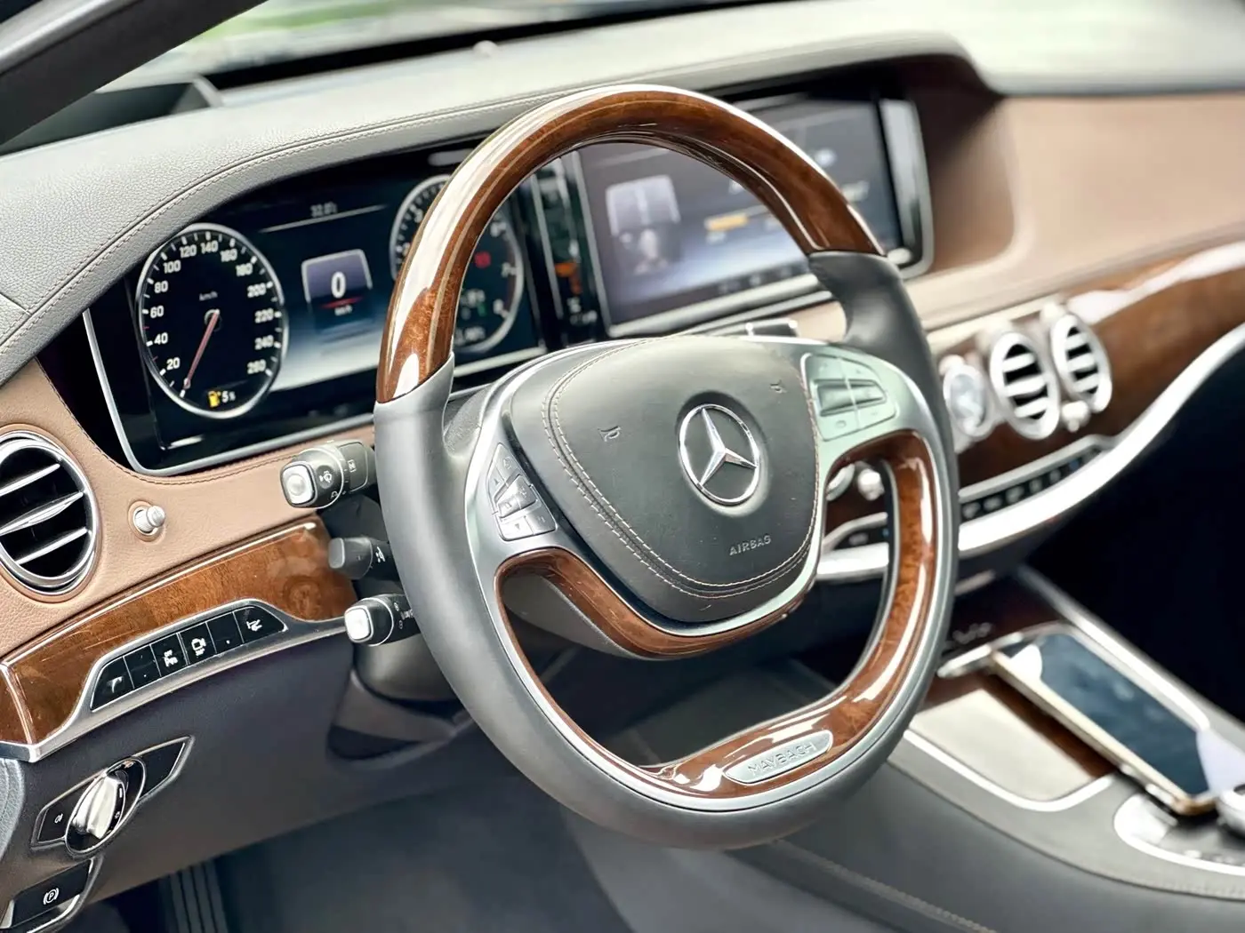 Mercedes-Benz Maybach S-Class 2016 — Фото 9/20