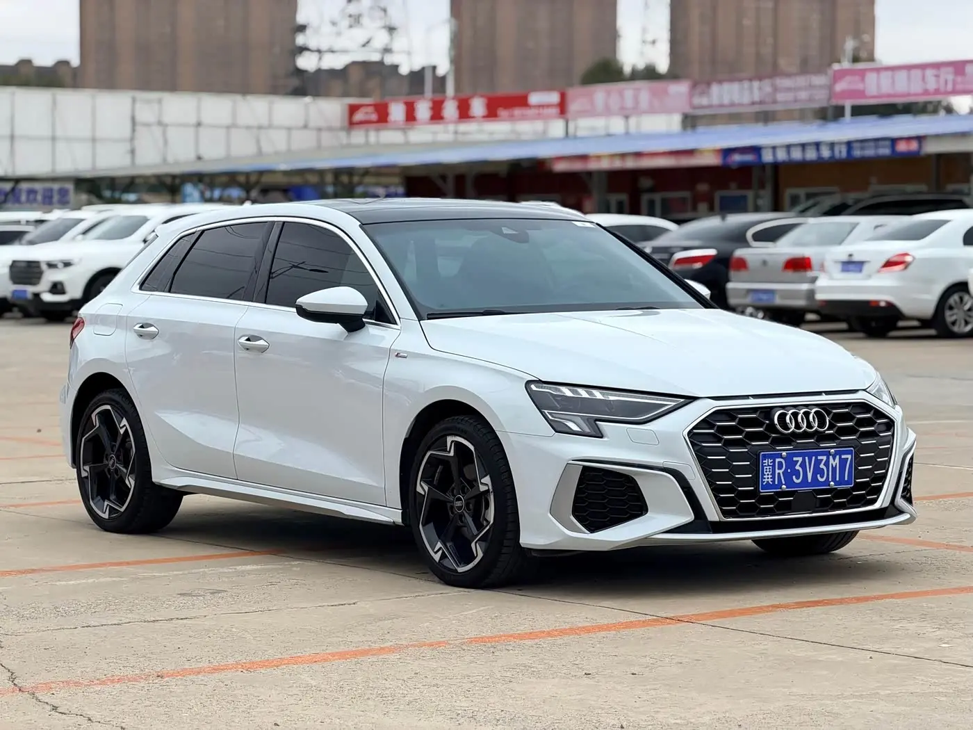 Audi A3 2023 — Photo 3/13