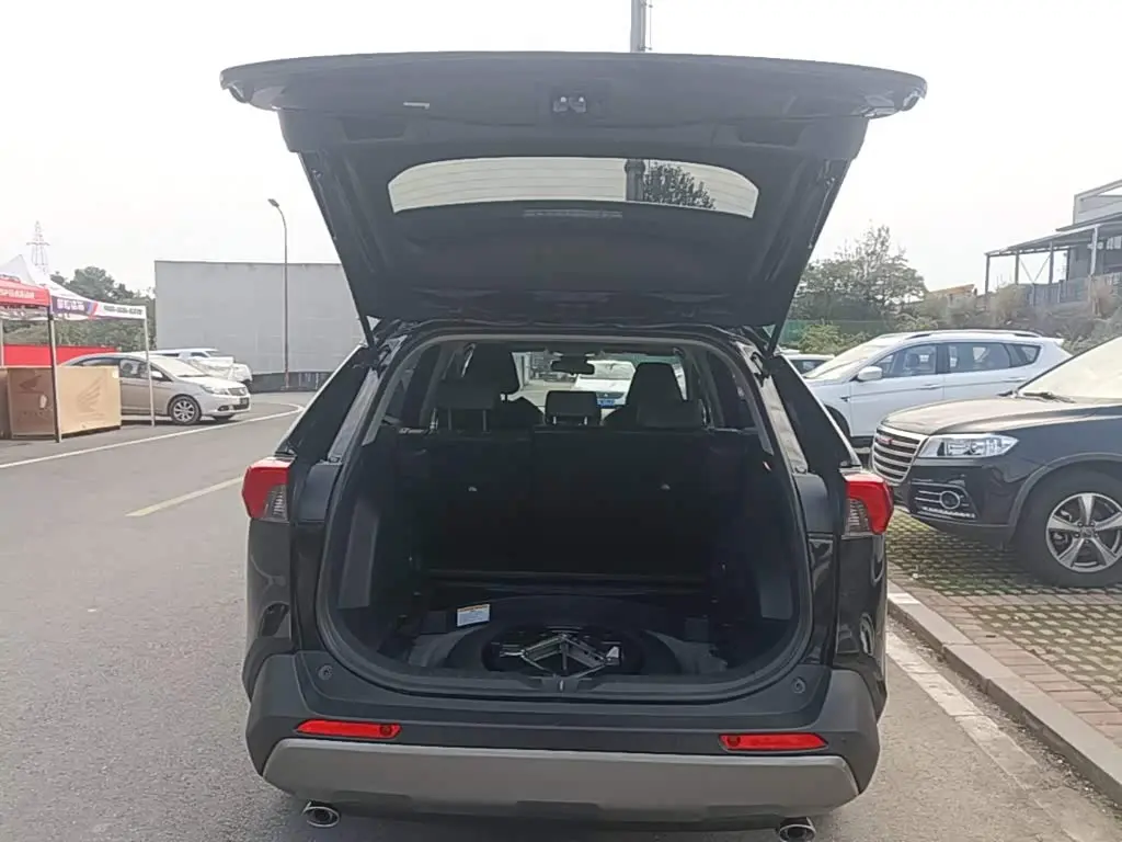 Toyota RAV4 Rongfang 2023 — Photo 19/20