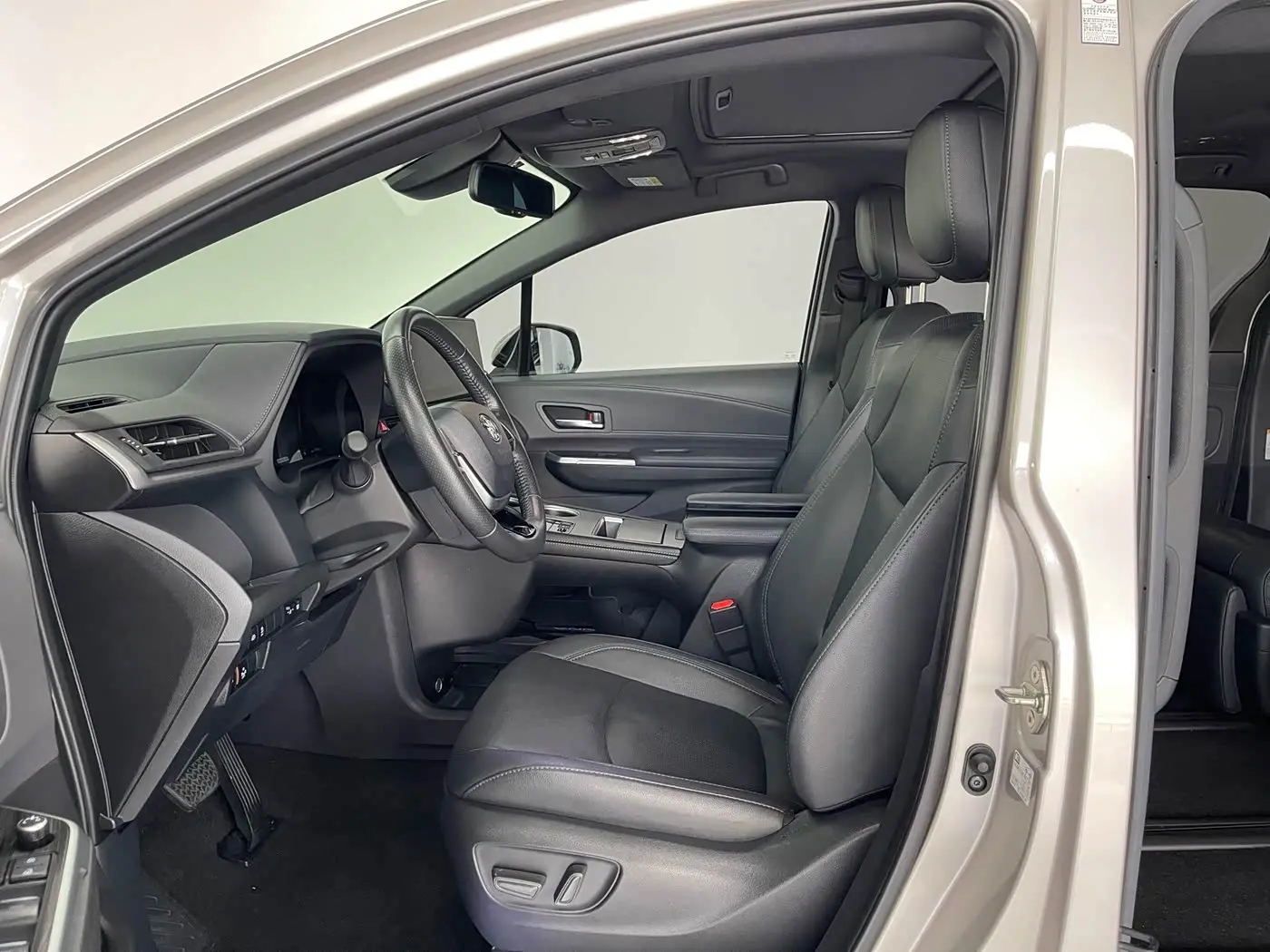 Toyota Sienna 2022 — Photo 9/20