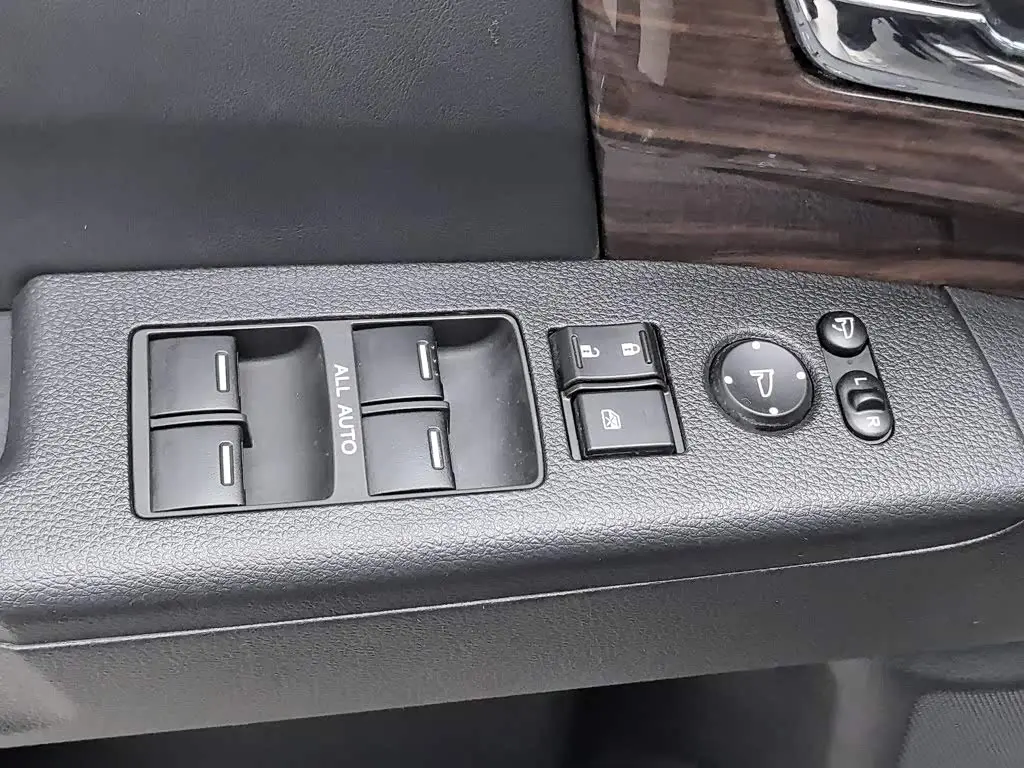 Honda Elysion 2017 — Şəkil 9/20