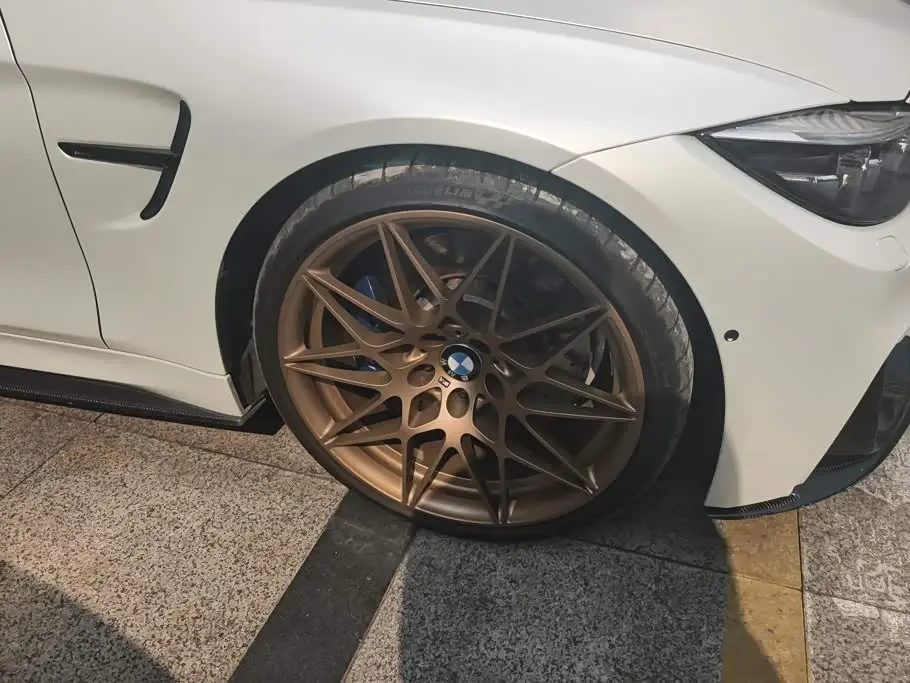 BMW M4 2019 — Photo 6/16