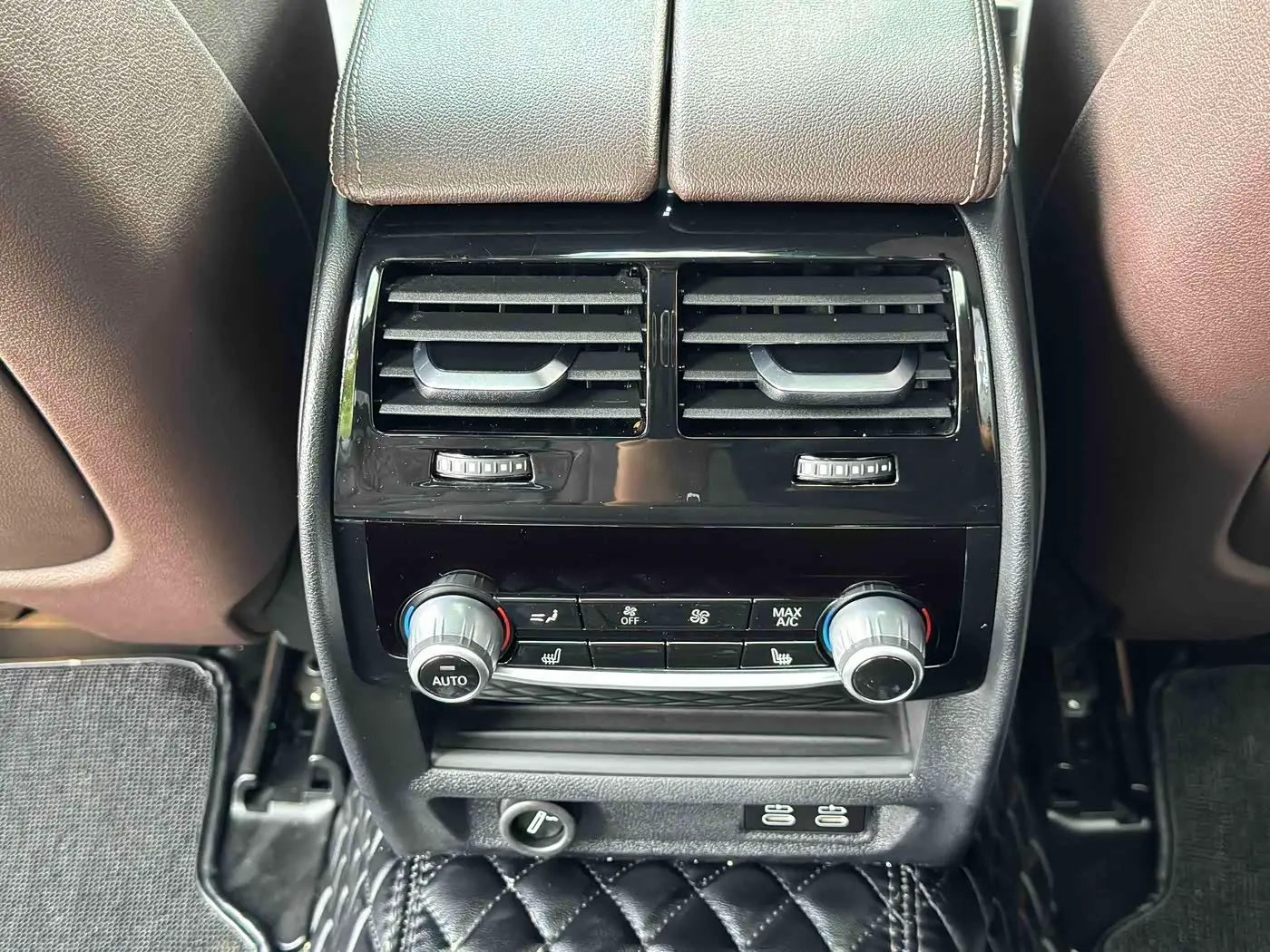 BMW 5 Series 2022 — Photo 4/18