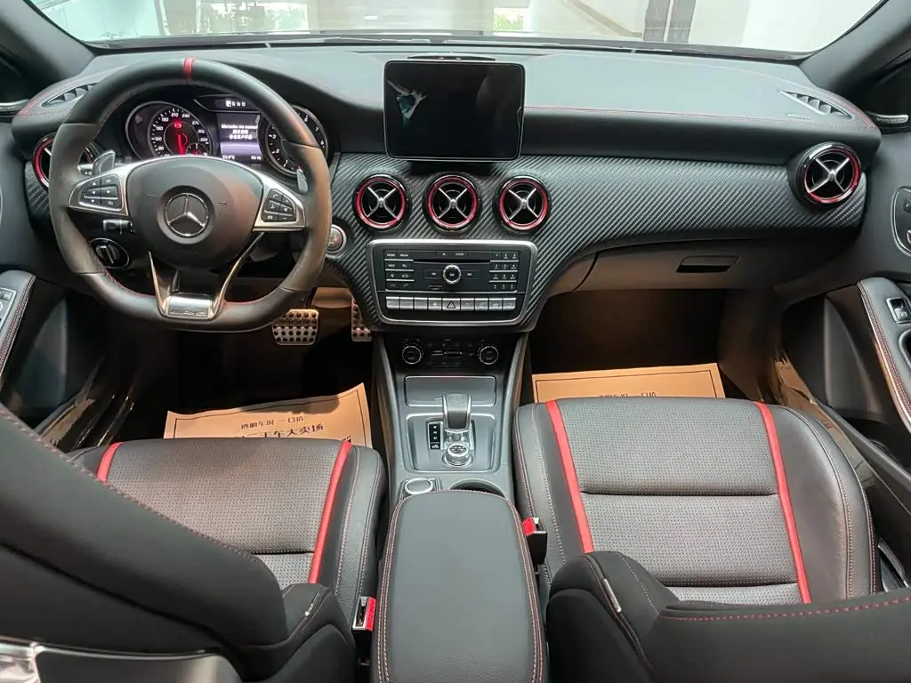 Mercedes-Benz A-Class AMG 2017 — Photo 12/20