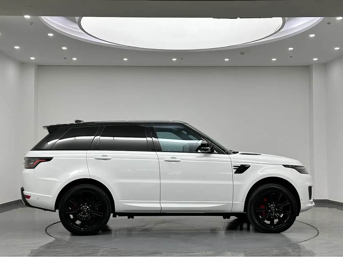 Land Rover Range Rover Sport 2021 — Photo 4/20