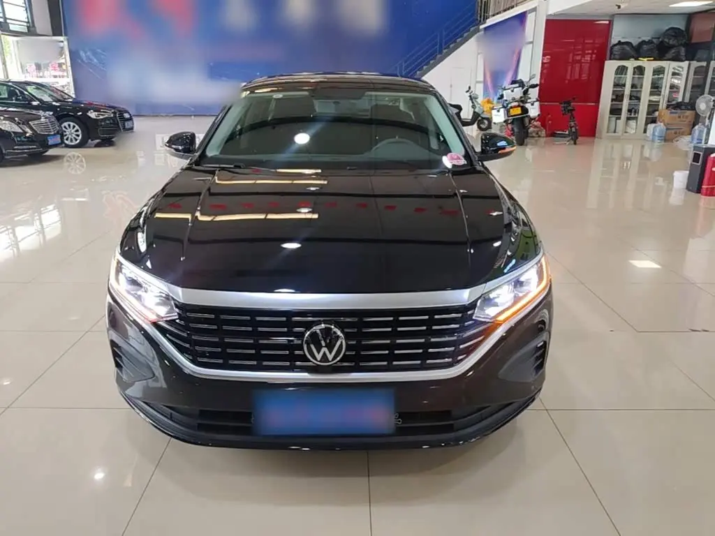 Volkswagen Passat 2025 — Photo 3/20