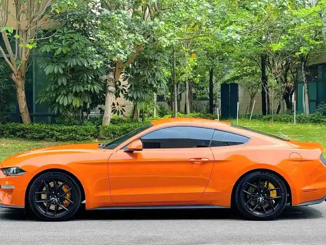 Ford Mustang 2020 — Photo 7/9