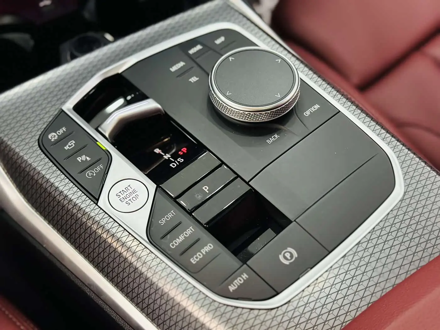 BMW 4 Series 2024 — Photo 15/16