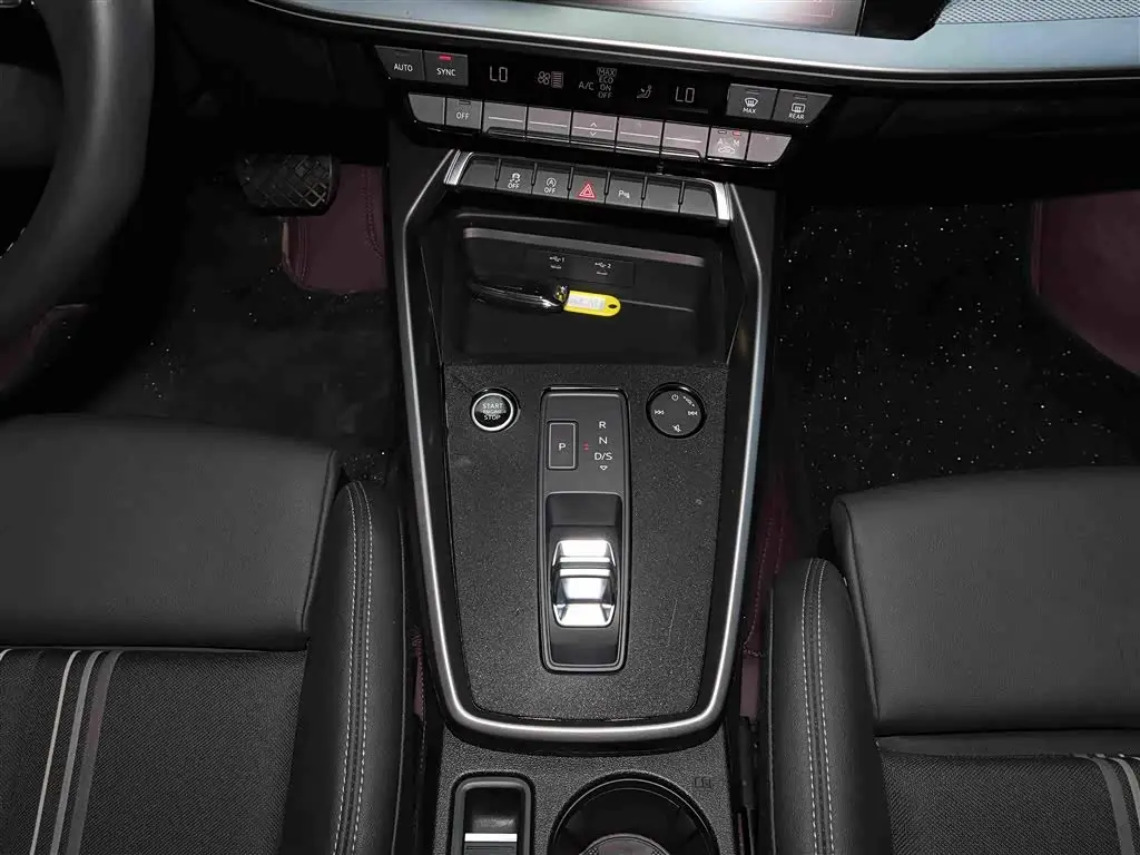 Audi A3 2024 — Photo 14/20
