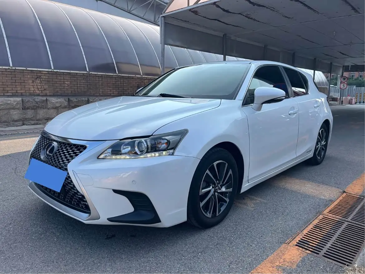 Lexus CT, 2019