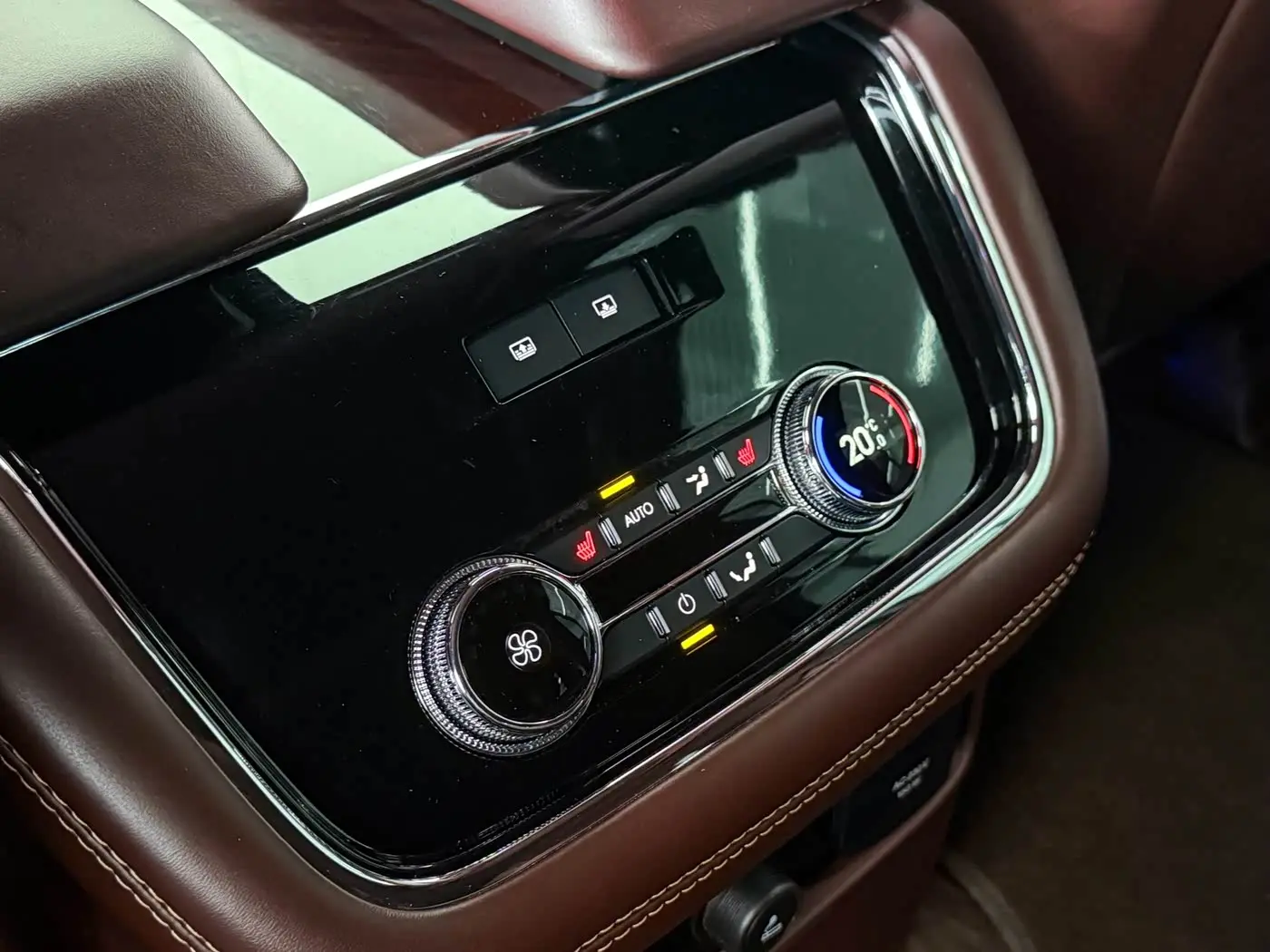 Lincoln Navigator 2022 — Фото 16/20