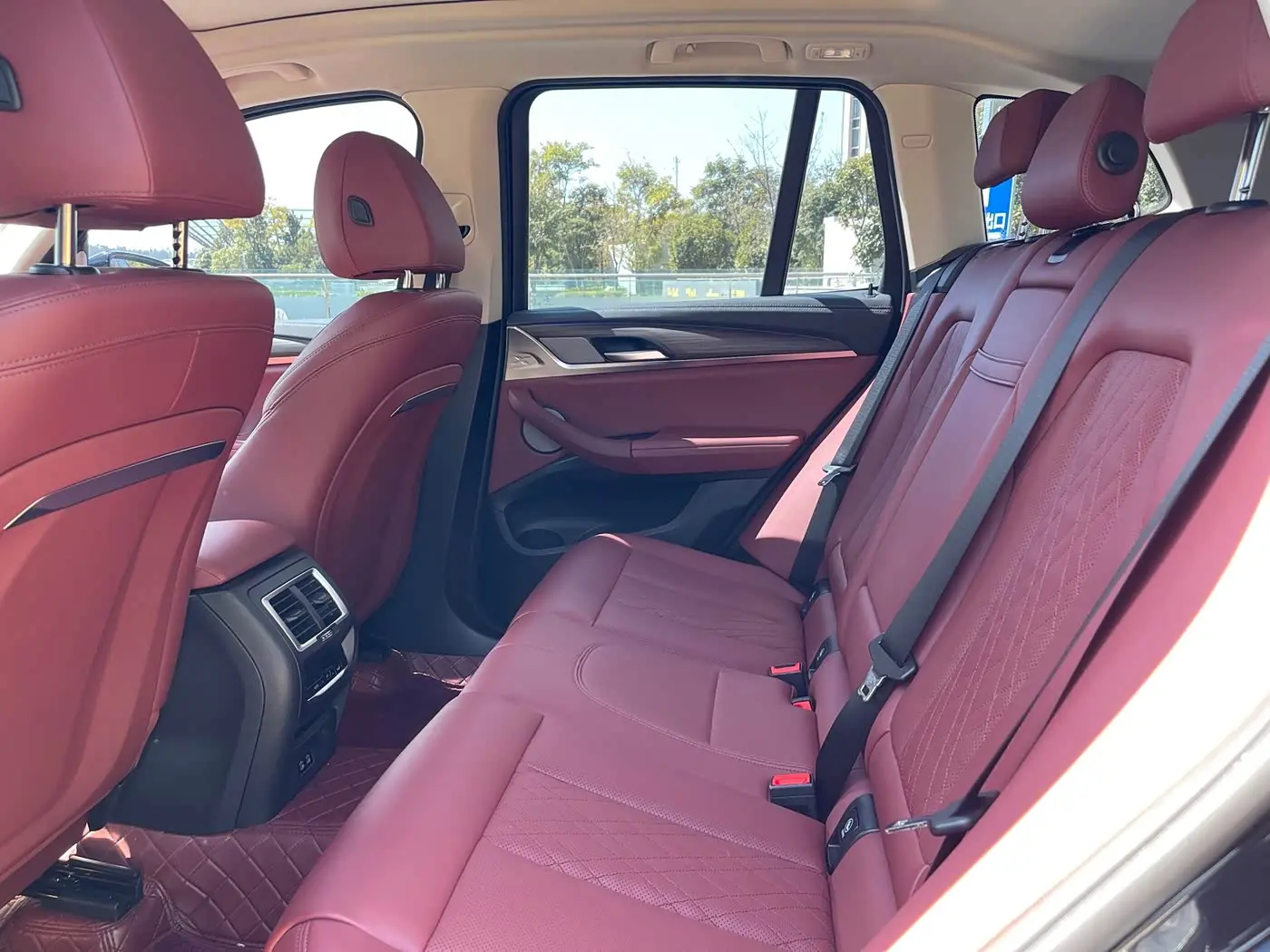 BMW X3 2022 — Photo 6/15